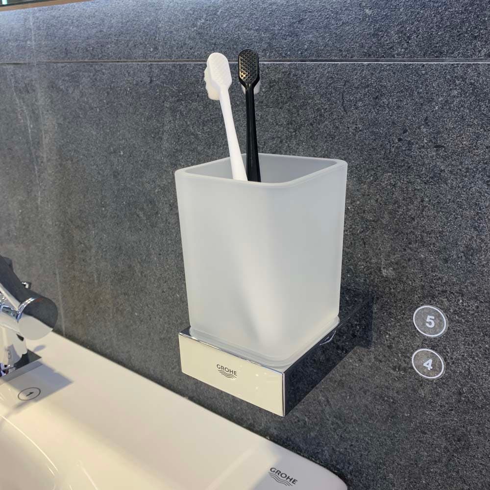 Selection чаша за четки со држач thumb 2